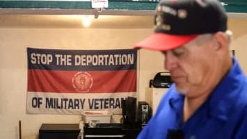 Veteranos deportados enfrentan abandono tras servir a EE.UU.