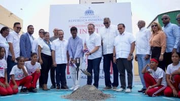 Inefi inicia construcción de techado en la Escuela República de Chile