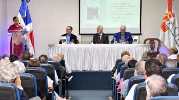 AGN presenta «Vitrólico y sus personajes. Diálogos y relatos» de Eduardo García Michel»