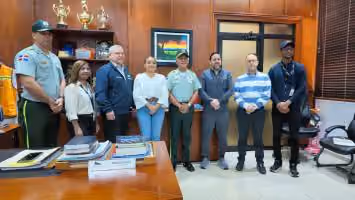 Director de Digesett coordina acciones para tránsito en centros educativos de Moca