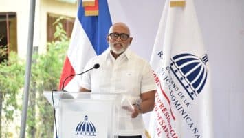 Desarrollo Provincial da primer palazo para inicio de tres importantes obras en la provincia Bahoruco