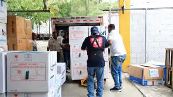 Ministerio de Salud recibe más de 300 mil dosis de vacuna hexavalente y 50 mil tetravalente acelular