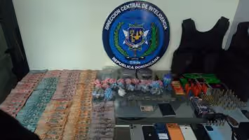 PN apresa a hombre y ocupa revólver, pasamontañas y machete en Miches