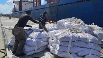 Cuba recibe de China un nuevo donativo de 15.000 toneladas de arroz