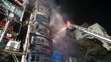 Mueren 16 trabajadores bangladesíes en un incendio de una fábrica en Arabia Saudí
