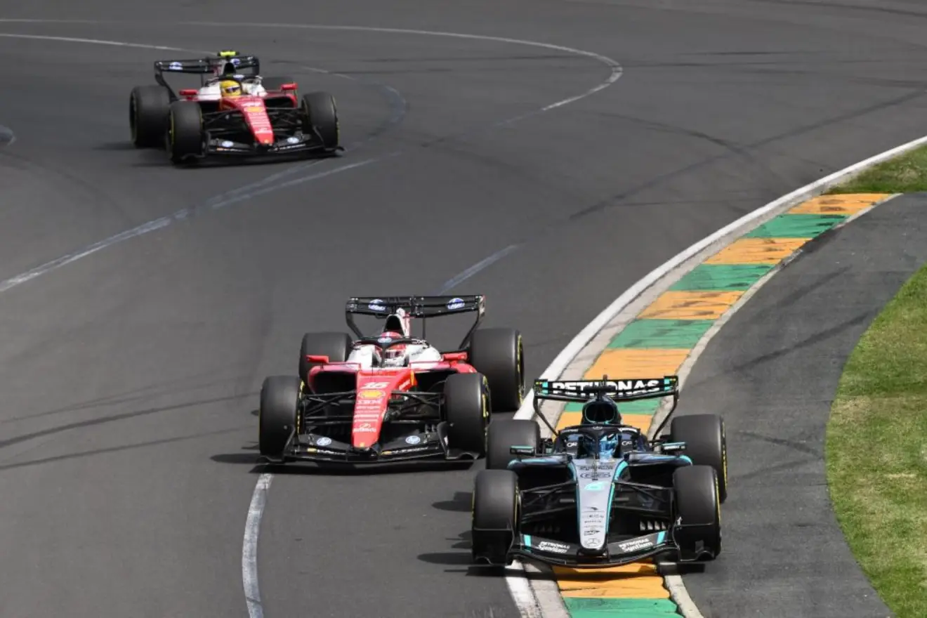 La F1 presume 120 adelantamientos en Australia, pero pilotos lo ven “artificial” por el nuevo sistema de boost