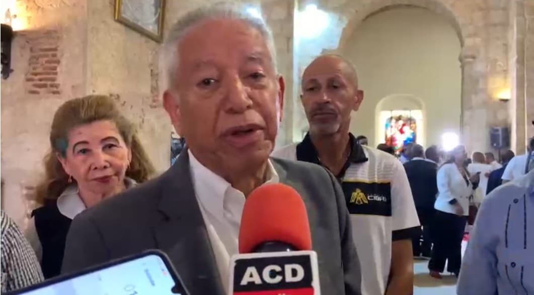 PRD pide al presidente Abinader dejar sin efecto congelación de los precios de los combustibles