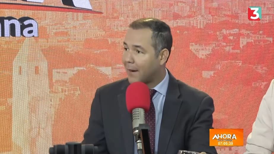 Johnny Pujols advierte artículos Código Penal amenazan libertad de expresión; secretario general PLD considera el Congreso debió dedicar más tiempo al estudio de las propuestas