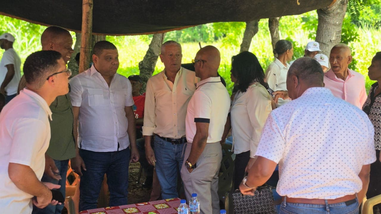 PRD considera vertedero en La Cuaba una amenaza para la comunidad; comisión encabezada por Héctor Guzmán visitó campamento de protesta