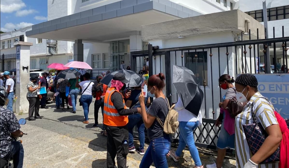 Ministerio Público allana y apresa a exdirectivos del Instituto Oncológico Regional del Cibao