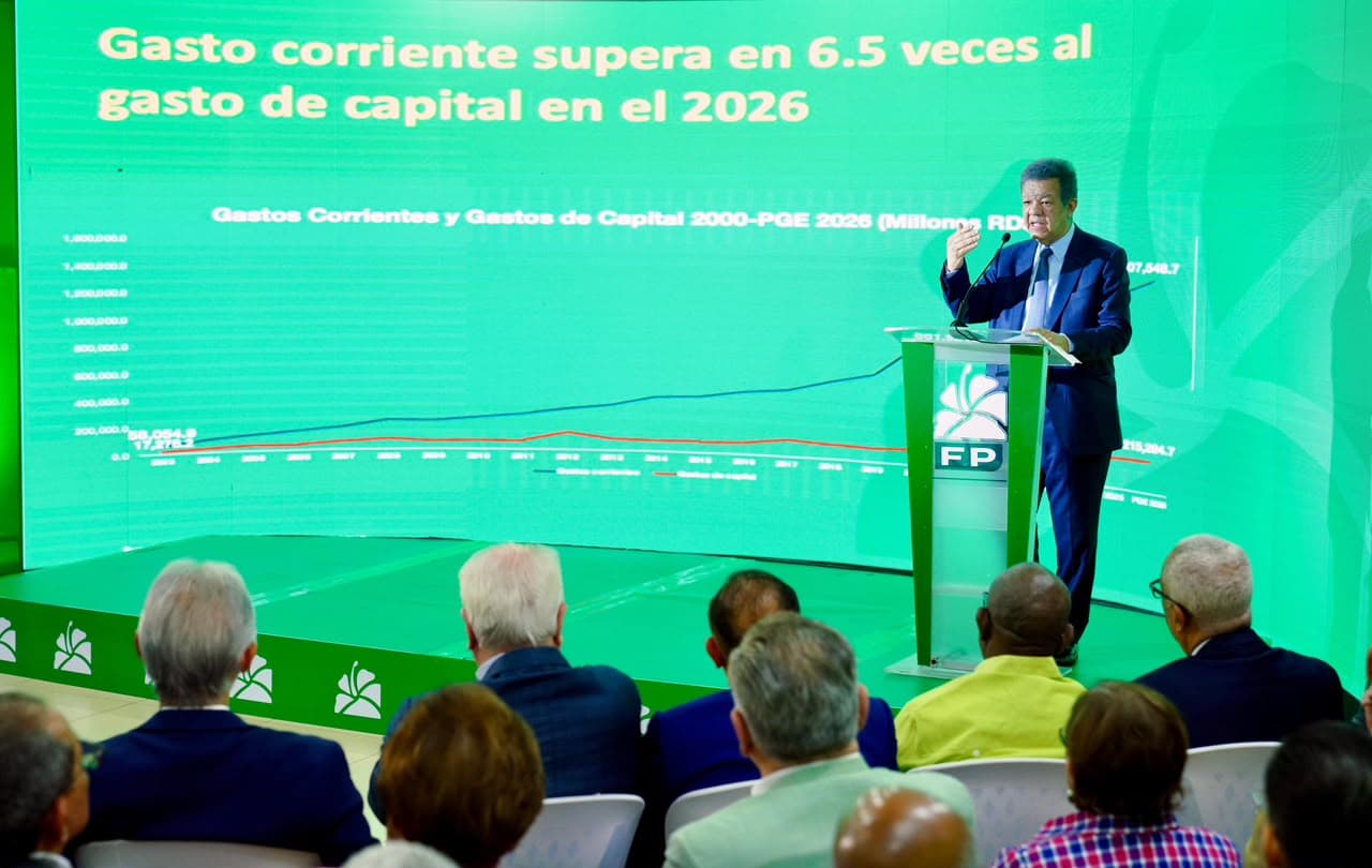 Leonel Fernández encabezará este martes “La Voz del Pueblo” desde el local de FP en la Benito Monción