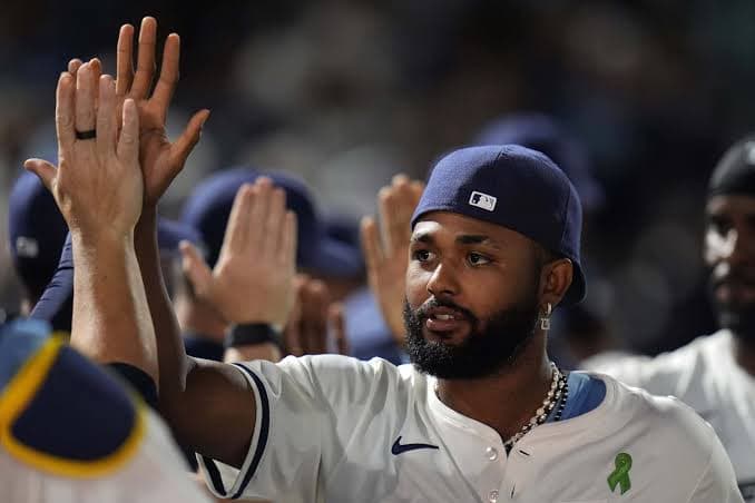 Junior Caminero conectó 3 hits en el partido que Tampa Bay le ganó al conjunto de los Azulejos de Toronto
