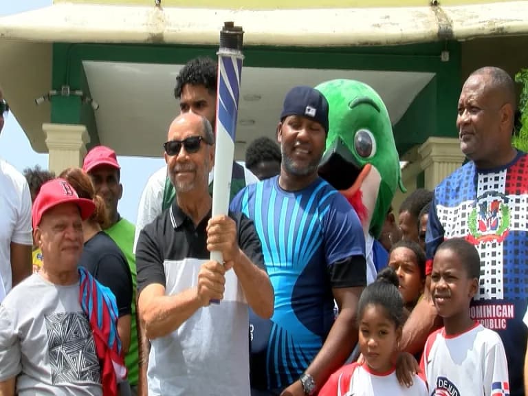 La antorcha de los Juegos Centroamericanos y del Caribe Santo Domingo 2026 recorrió diferentes calles del Gran Santo Domingo