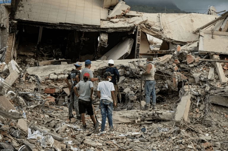 Autoridades avanzan identificación de cuerpos en Venezuela antes que sea demasiado tarde