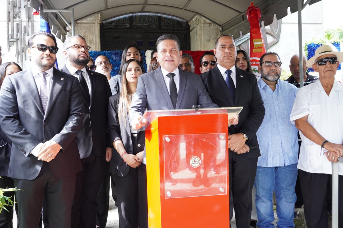 Reformistas destacan legado de Joaquín Balaguer al conmemorarse 24 años de su muerte; llaman a mantener vivos sus principios y a continuar fortaleciendo el PRSC como instrumento de servicio al país