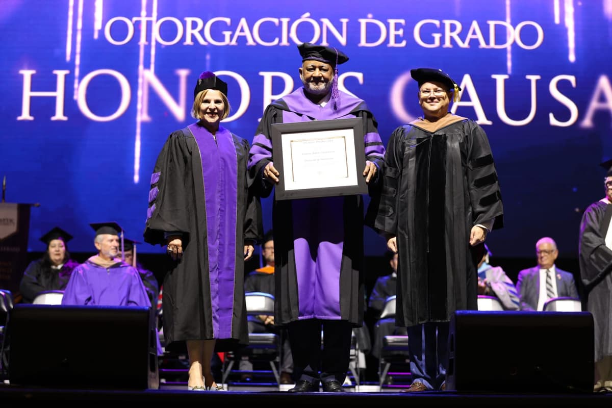 Atlantic University reconoce al educador dominicano Roberto Fulcar; el exministro planteó la necesidad de fortalecer cultura de anticipación basada en la educación, la innovación, la investigación y la gobernanza