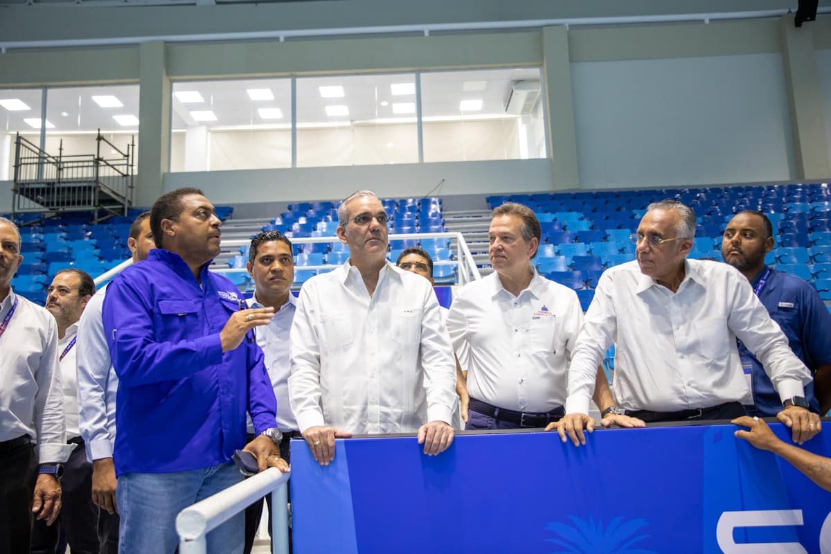 Presidente Abinader proclama desde la grada “RD está lista para celebrar los mejores Juegos Centroamericanos y del Caribe”; recorrió Parque del Este donde dijo se invirtieron cerca de RD$2,000 millones en obras