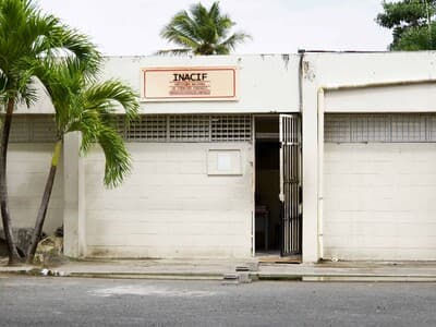 Inacif del Cristo Redentor opera con un solo freezer para cadáveres