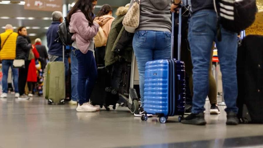 La IATA lanza la campaña de seguridad aérea “Salva una vida, no una maleta”