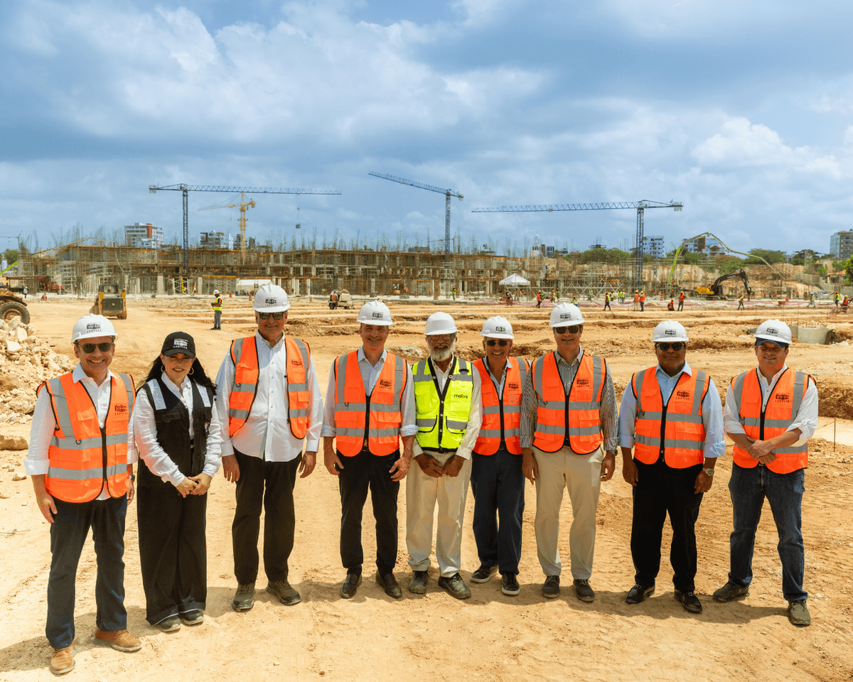 Christopher Paniagua (BPD) recorre obras del proyecto City Center by Lady Lee