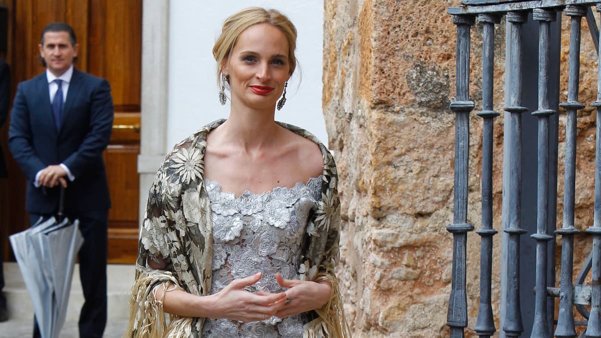 Recordamos el look de Lauren Santo Domingo en una boda en Granada: "Es todo un homenaje a la cultura española y a Andalucía"