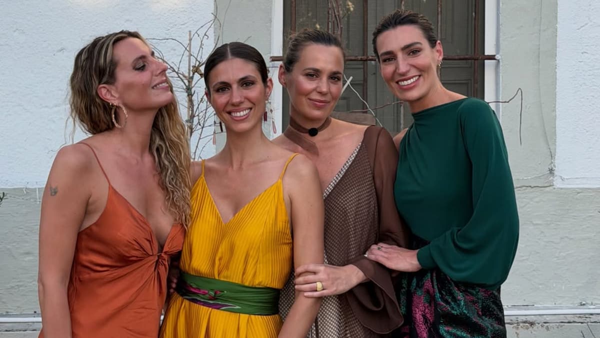 El gran legado de Sandra Domecq: una finca andaluza con piscina, vigas de madera, arte y piezas llenas de historia