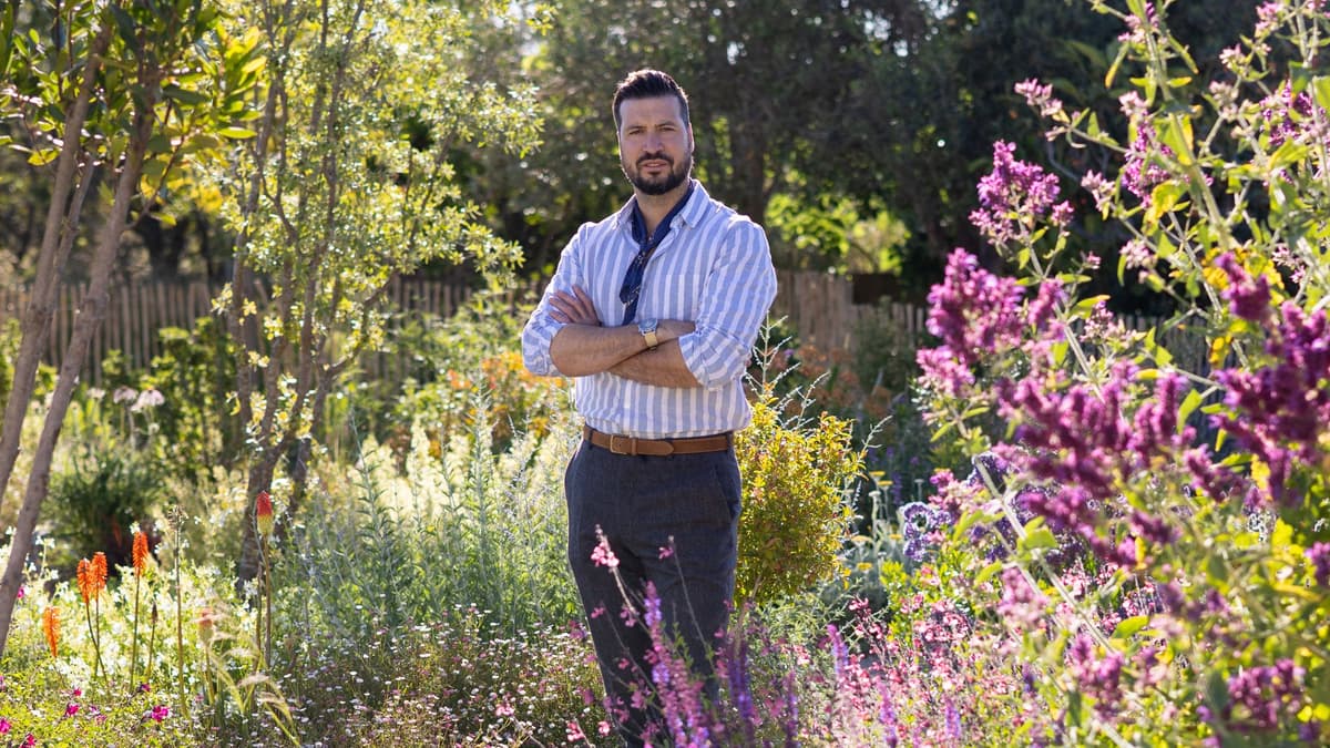 Javier Coves, paisajista: “Un jardín sostenible no es aquel que parece verde el primer día, sino el que sigue funcionando dentro de diez o veinte años”