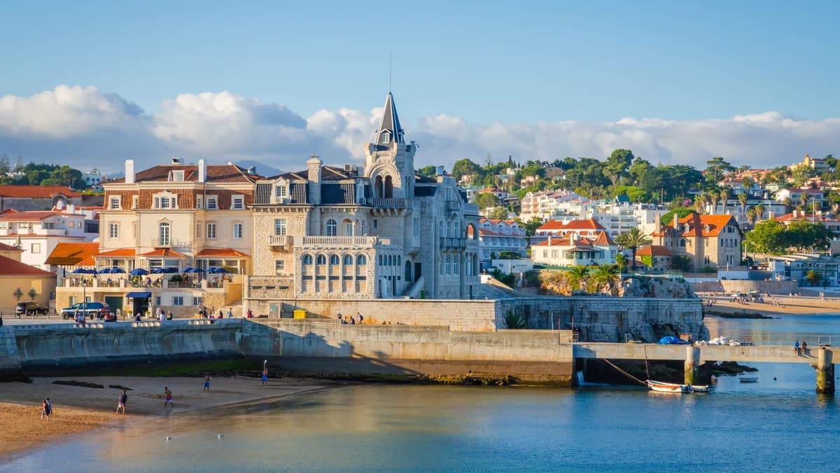Así es Cascais, el destino portugués elegido por Georgina y Cristiano Ronaldo para casarse: playas, palacios y mucho lujo