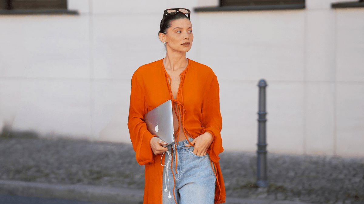 Lledó Visenti, experta en colorimetría, sobre cómo combinar bien el naranja: "Se percibe como un color difícil, pero no hay límites en su uso"