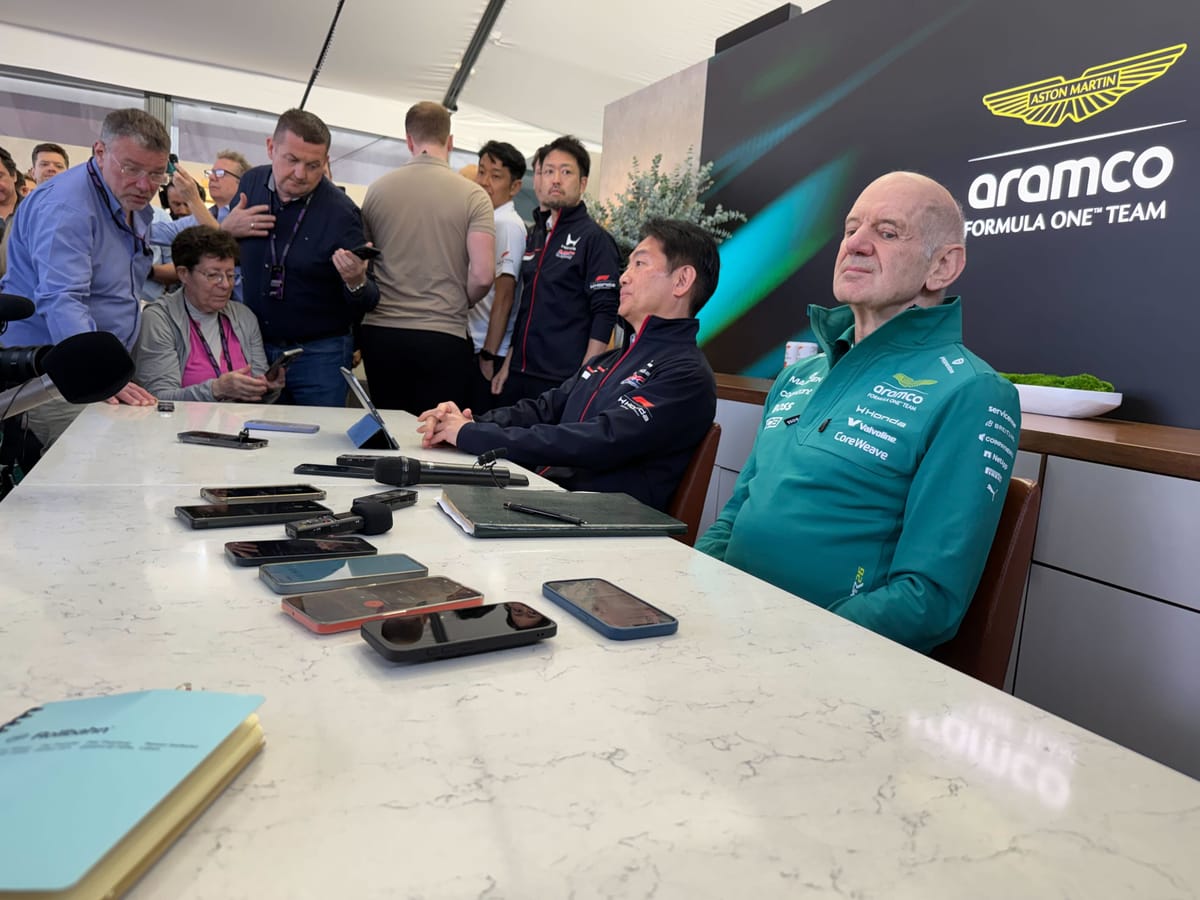 Newey apunta a Honda por las vibraciones del AMR26 y Aston admite un inicio complicado
